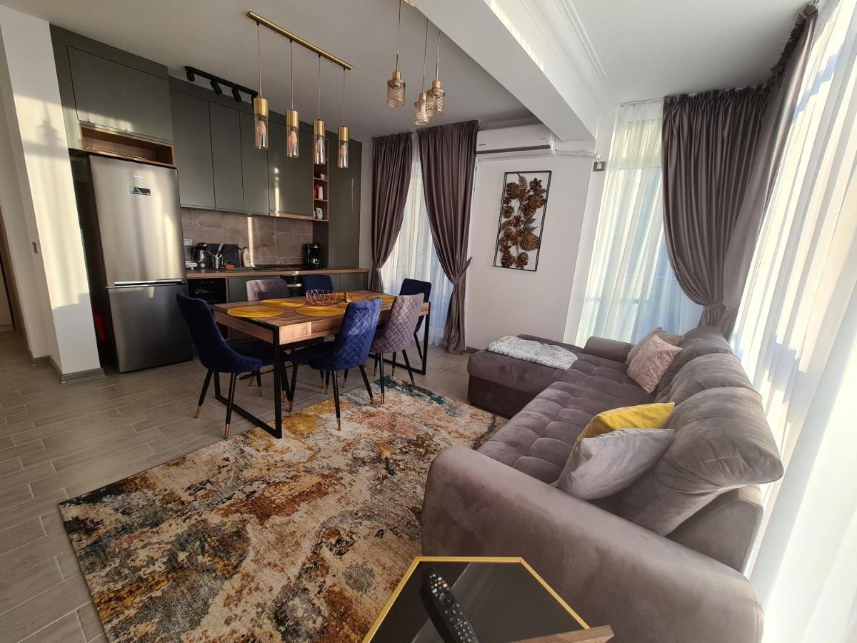 Ema Luxury Apartment Navodari Exterior photo